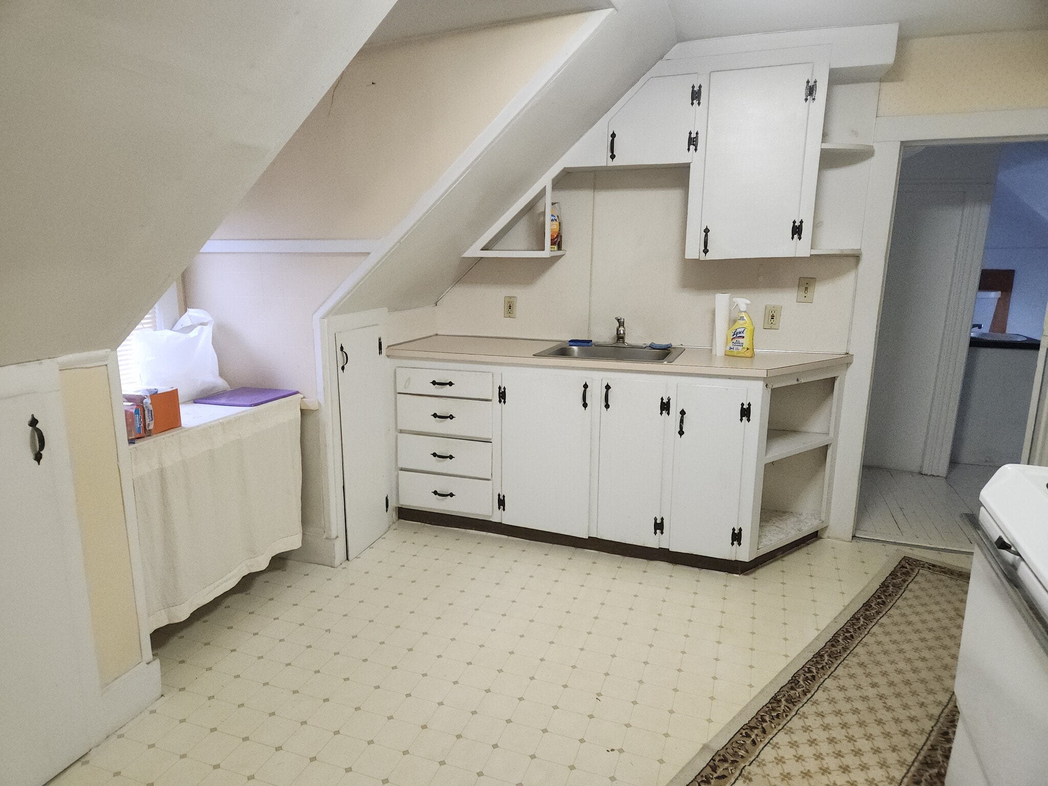 Kitchen - 261 Elm St