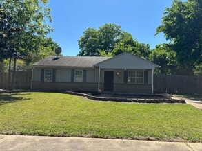 Building Photo - 5015 French Bend Ln