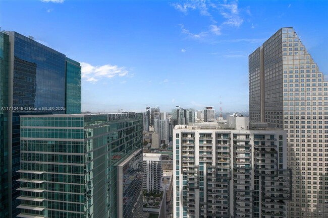 Building Photo - 300 Biscayne Blvd Way