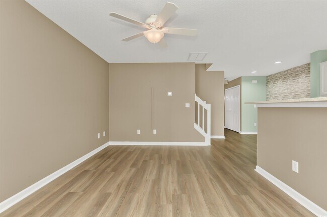 Building Photo - 764 Wilshire Ln