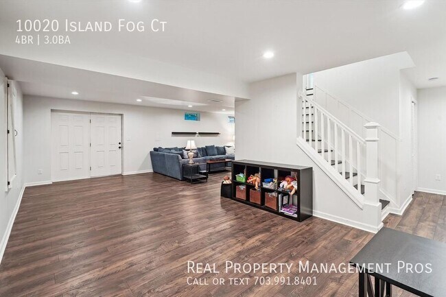 Building Photo - 10020 Island Fog Ct