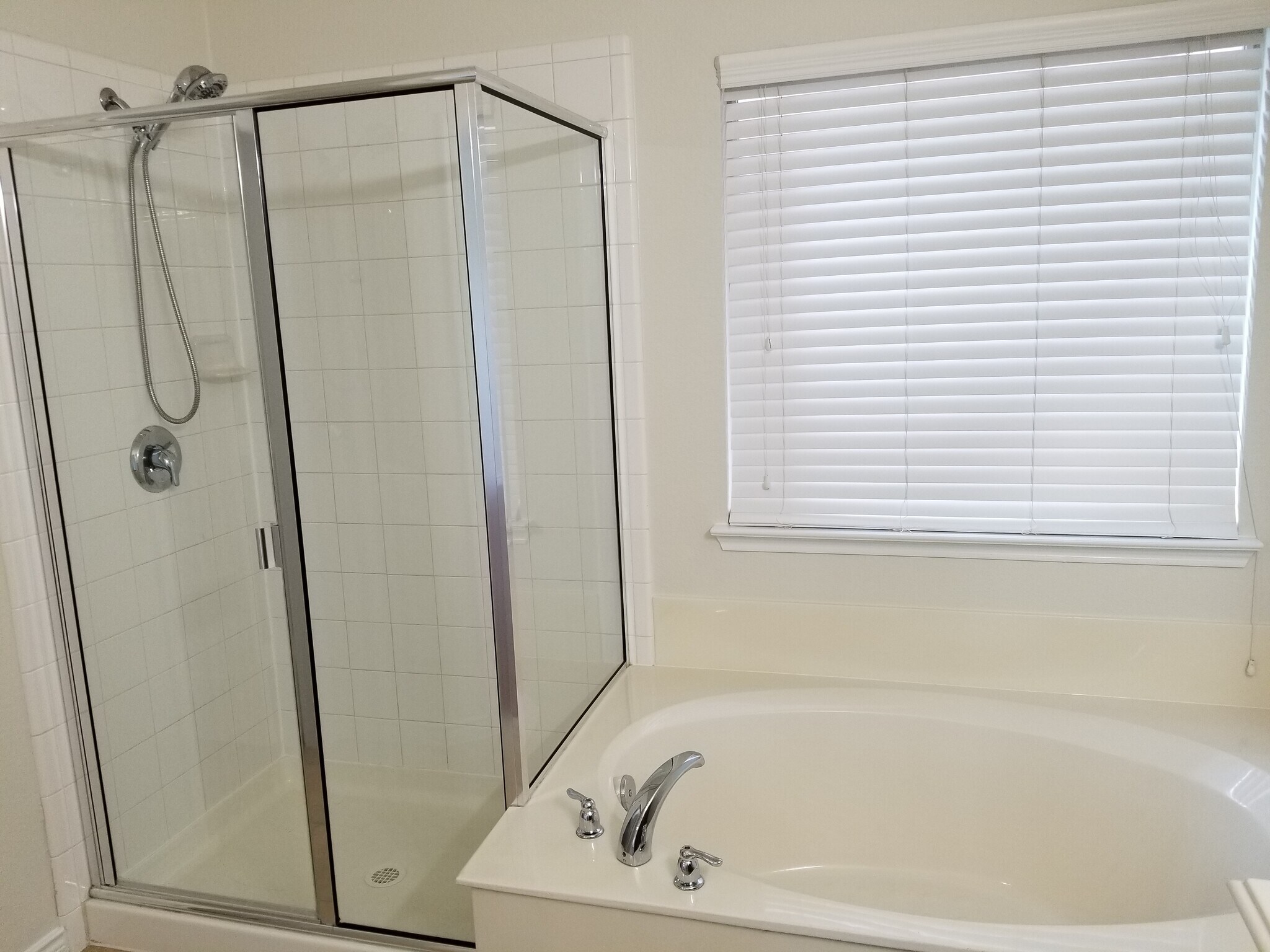 Master Bath - 1614 Westfield way