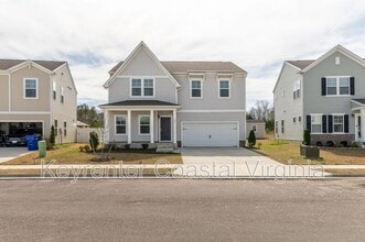 Building Photo - 305 Tarn Ct