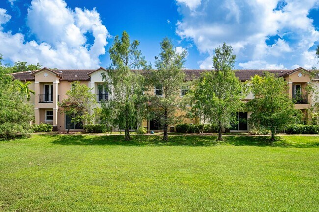 Building Photo - 7651 NW 88 Terrace