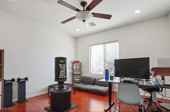 Building Photo - 10500 Eagle Nest St