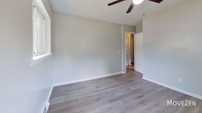 Building Photo - 510 Wesley Ave