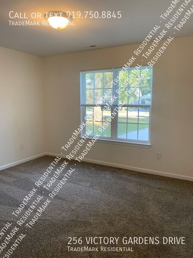 Building Photo - 256 Victory Gardens Dr