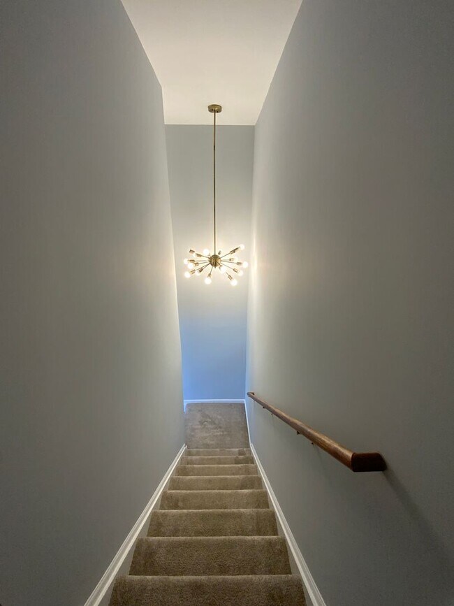 Building Photo - Great town home in Sterling Place