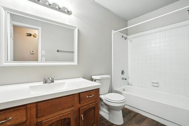 Building Photo - 2929 S 138th E Pl