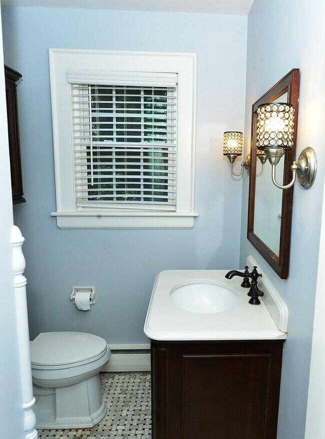Building Photo - Water View, private wooded lot on dead end street!