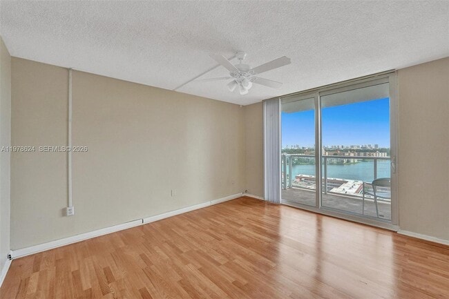 Building Photo - 1351 NE Miami Gardens Dr