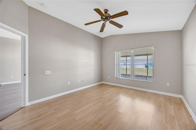 Building Photo - 30435 Annadale Dr