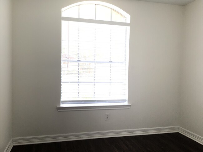 Building Photo - 16303 Mango Ridge Ct