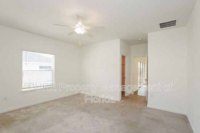 Building Photo - 7898 SW 74th Lp