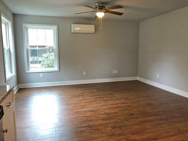 Building Photo - 764 Churchville Rd