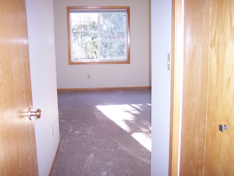 Building Photo - 4305 Merrimac Ln