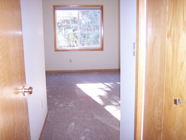 Building Photo - 4305 Merrimac Ln