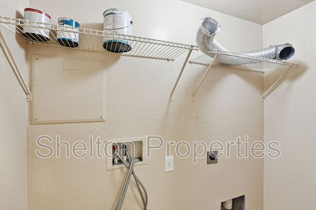 Building Photo - 15818 N 25th St