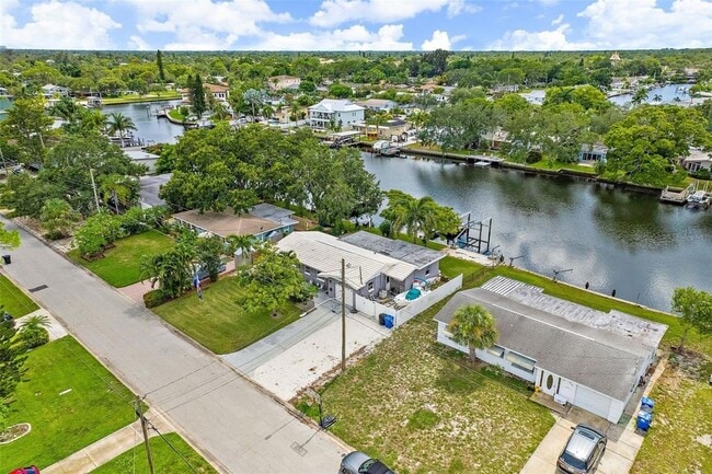 Building Photo - 9298 Sun Isle Dr NE