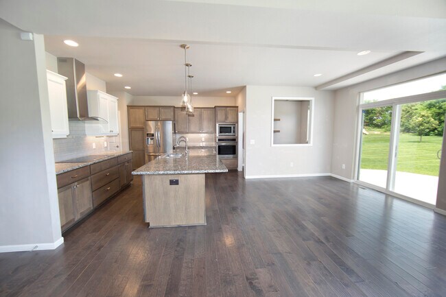 Building Photo - 7850 W Mourning Dove Ln