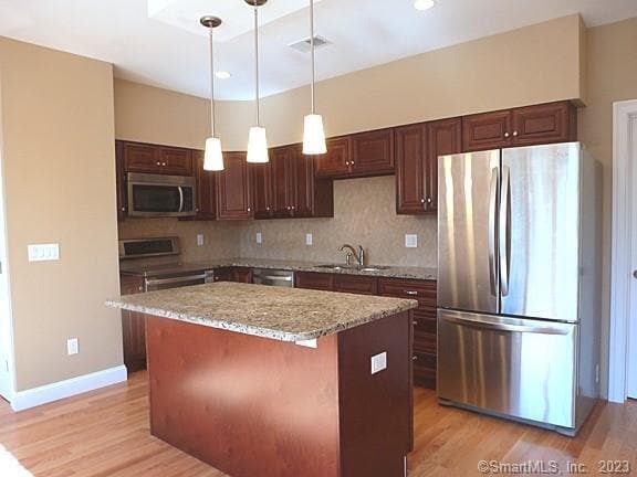 Building Photo - 390 Boston Neck Rd