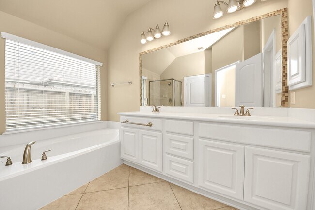 Building Photo - 5315 Troutline Ln