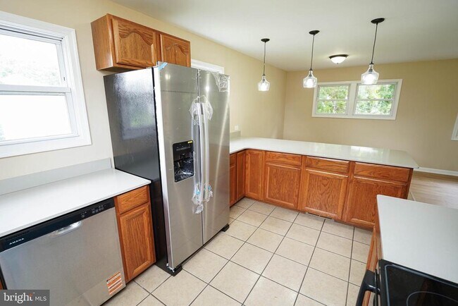 Building Photo - 30446 Zion Rd