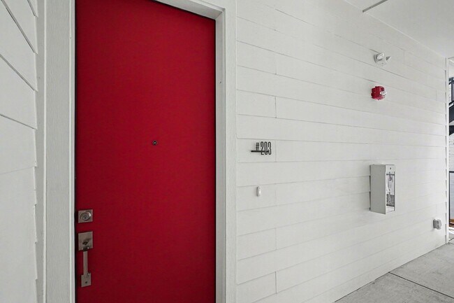 Building Photo - Be the first to live in Unit 203 at 2217 Fitzhugh—a brand-new 2026 construction offering 628 sq f...