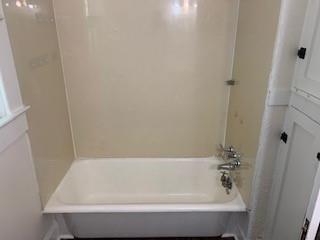 Building Photo - 4410 The Cedars Ave