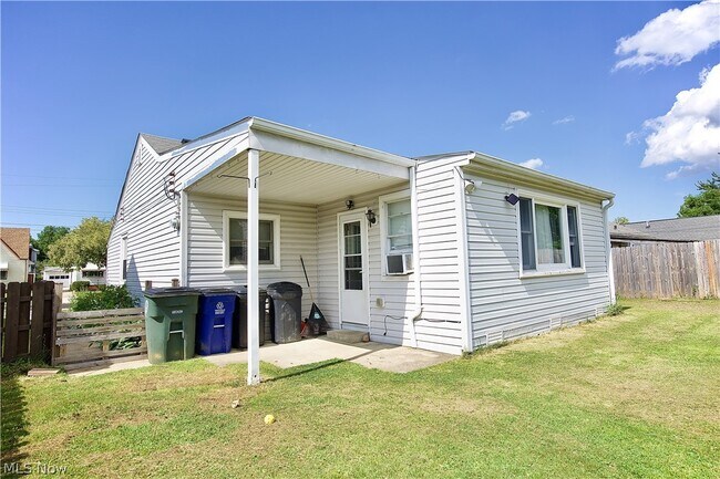 Building Photo - 6117 Ira Ave