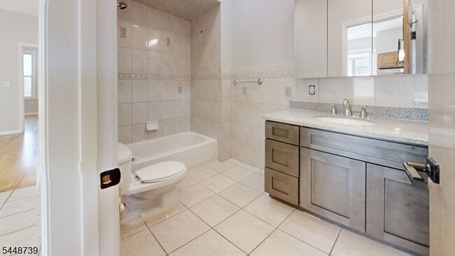 Building Photo - 11 Schuyler Ct