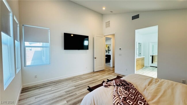 Building Photo - 9836 Starlight Ridge Ave