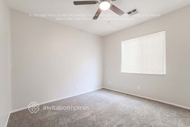 Building Photo - 7114 W Ocotillo Rd