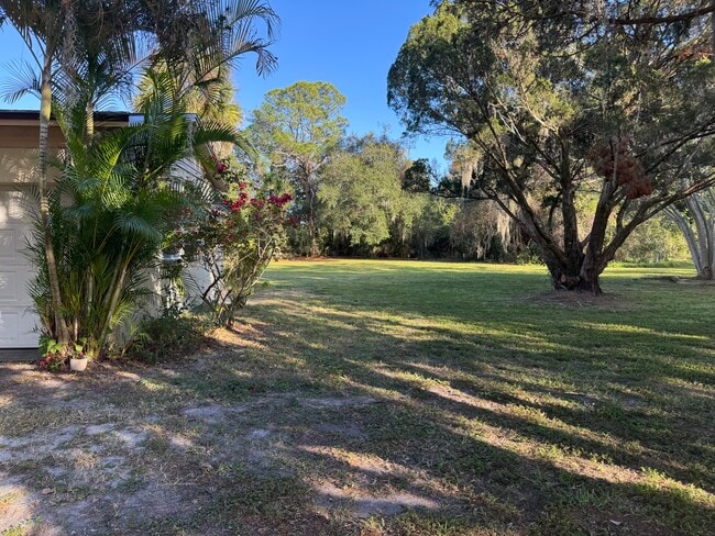 Building Photo - 5900 N Courtenay Pkwy