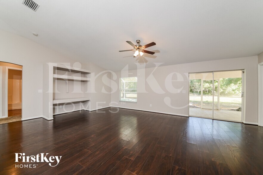 Building Photo - 3596 Monfero Ave