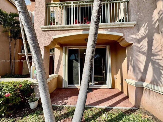 Building Photo - 6540 NW 114th Ave