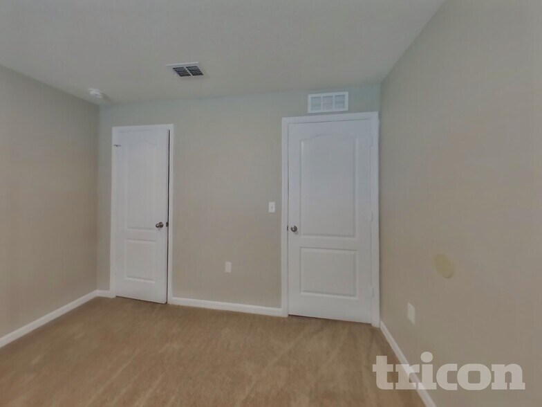 Building Photo - 18 Prince Kaarel Ln