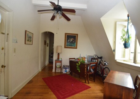 Building Photo - 1812 South Rd