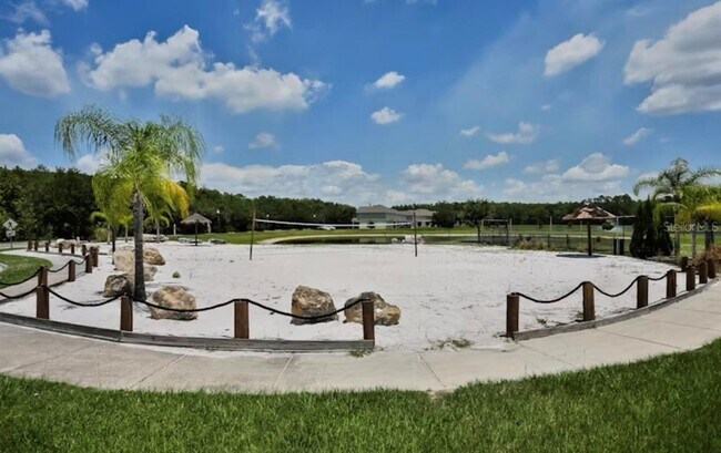 Building Photo - 2643 Old Kent Cir