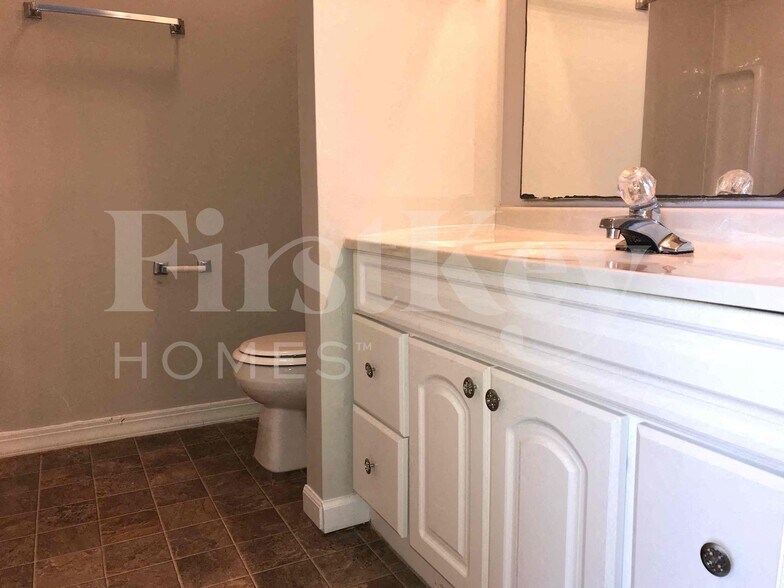 Building Photo - 2814 Boyd Ln