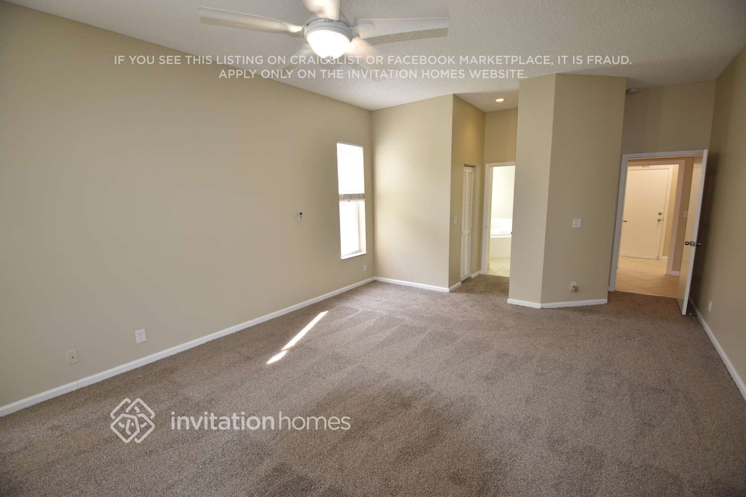 Building Photo - 7178 Catalina Isle Dr