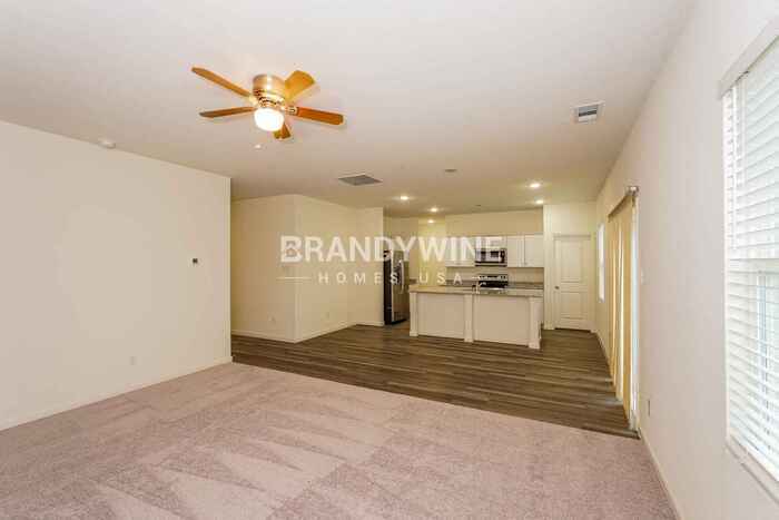 Building Photo - 2556 Sanders Crk Rd