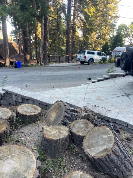 Building Photo - 2446 Spring Oak Dr