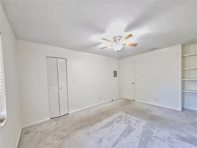 Building Photo - 2635 SW 35th Pl