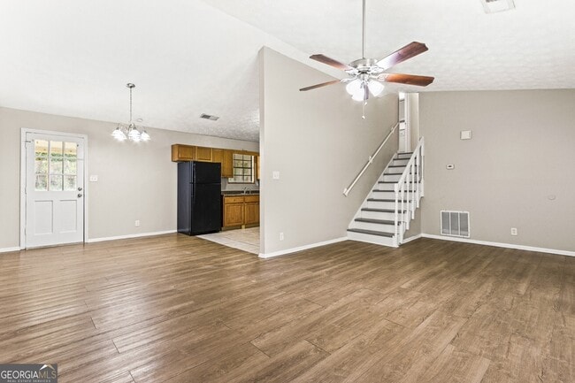 Building Photo - 1152 Holly Hills Dr SW