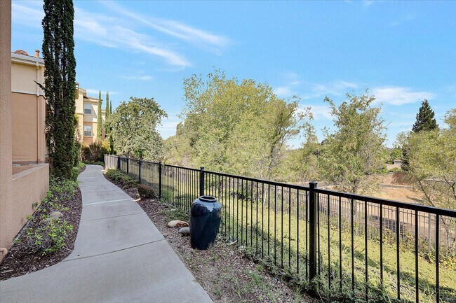 Building Photo - 1501 Secret Ravine Pkwy