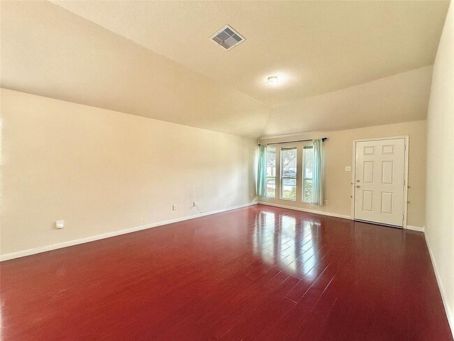 Building Photo - 2722 Kelly Brook TR