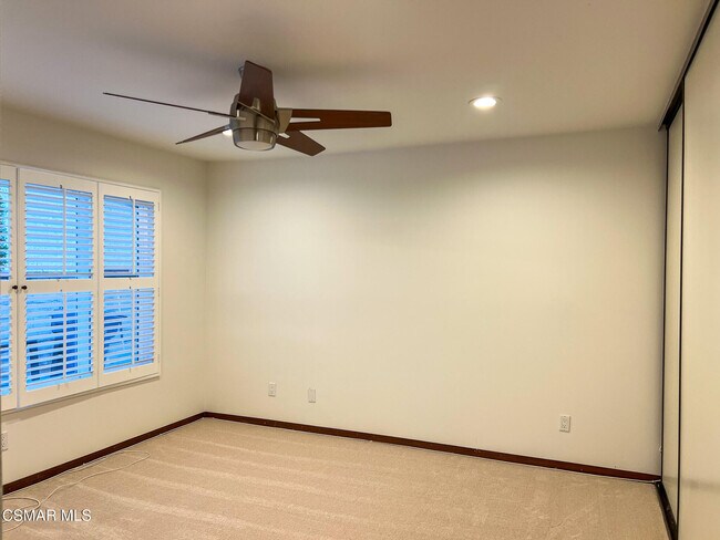 Building Photo - 5630 Hurford Ct