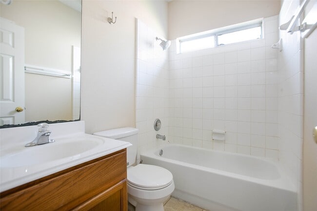 Building Photo - 3722 Primrose Trace Ln