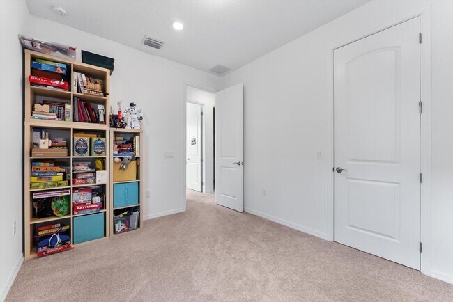 Building Photo - 4757 Roldan Ct